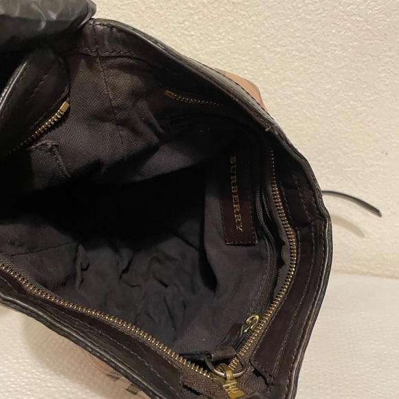 Burberry Haymarket Crossbody bag - Picture 6 of 10
